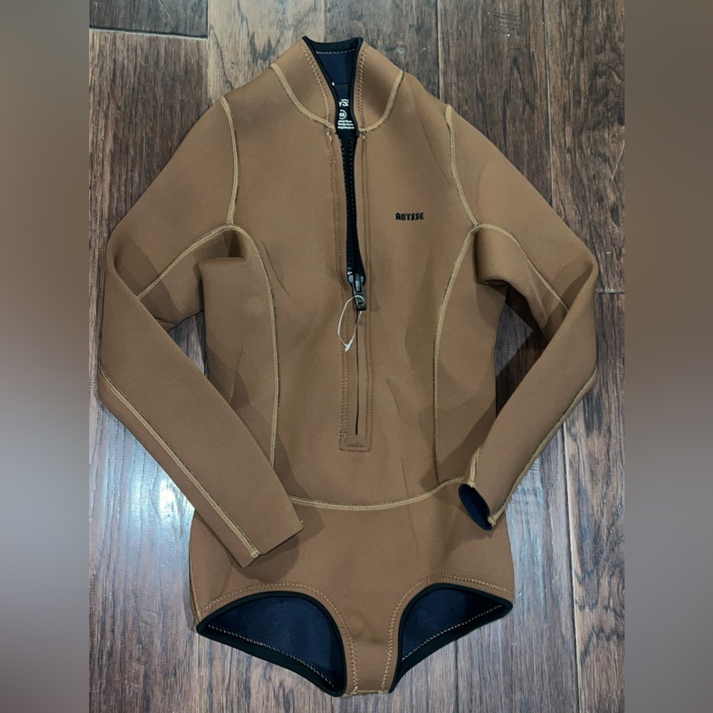 New Abysse Lotte Long Sleeve Spring Suit Wetsuit Size XS Reef Brown see desc